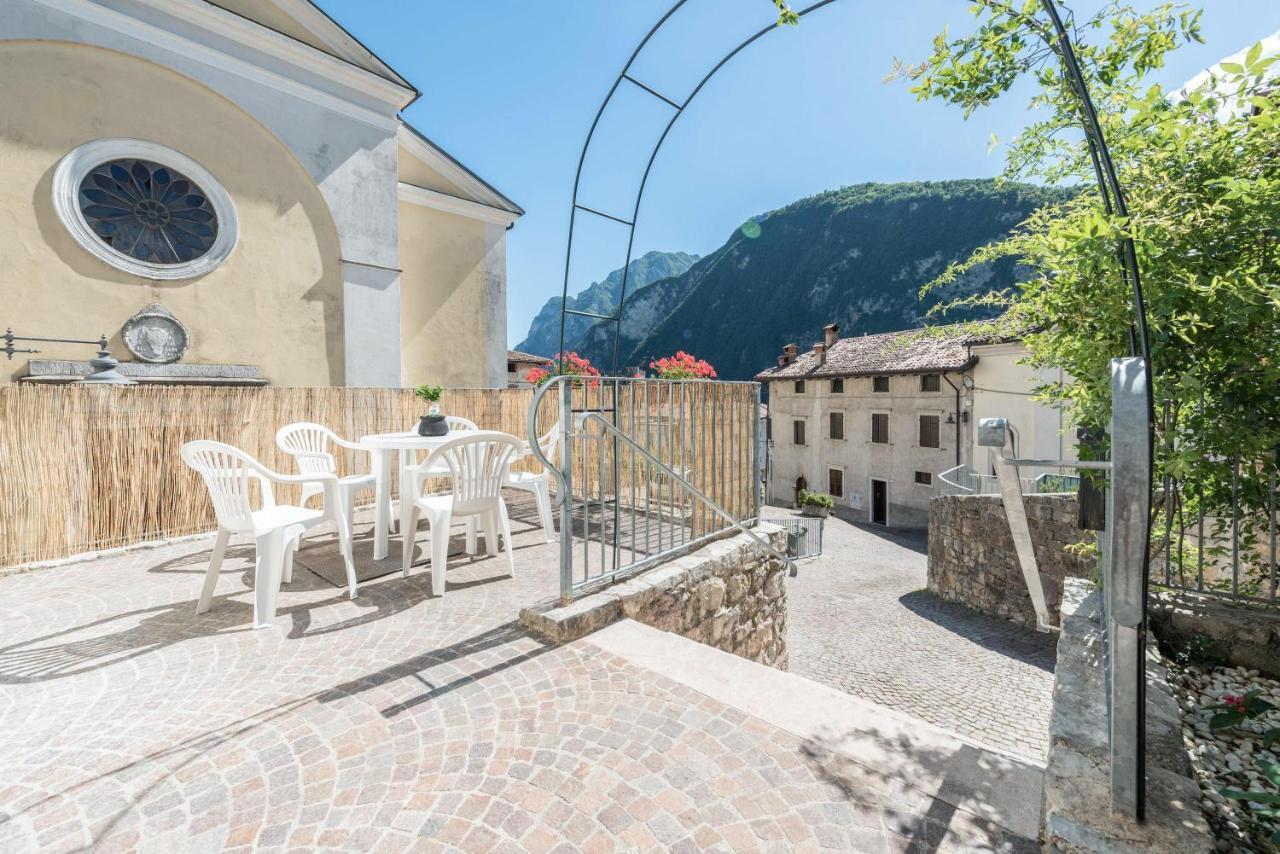 Appartamento Ania Vista Castello Tenno Eksteriør bilde