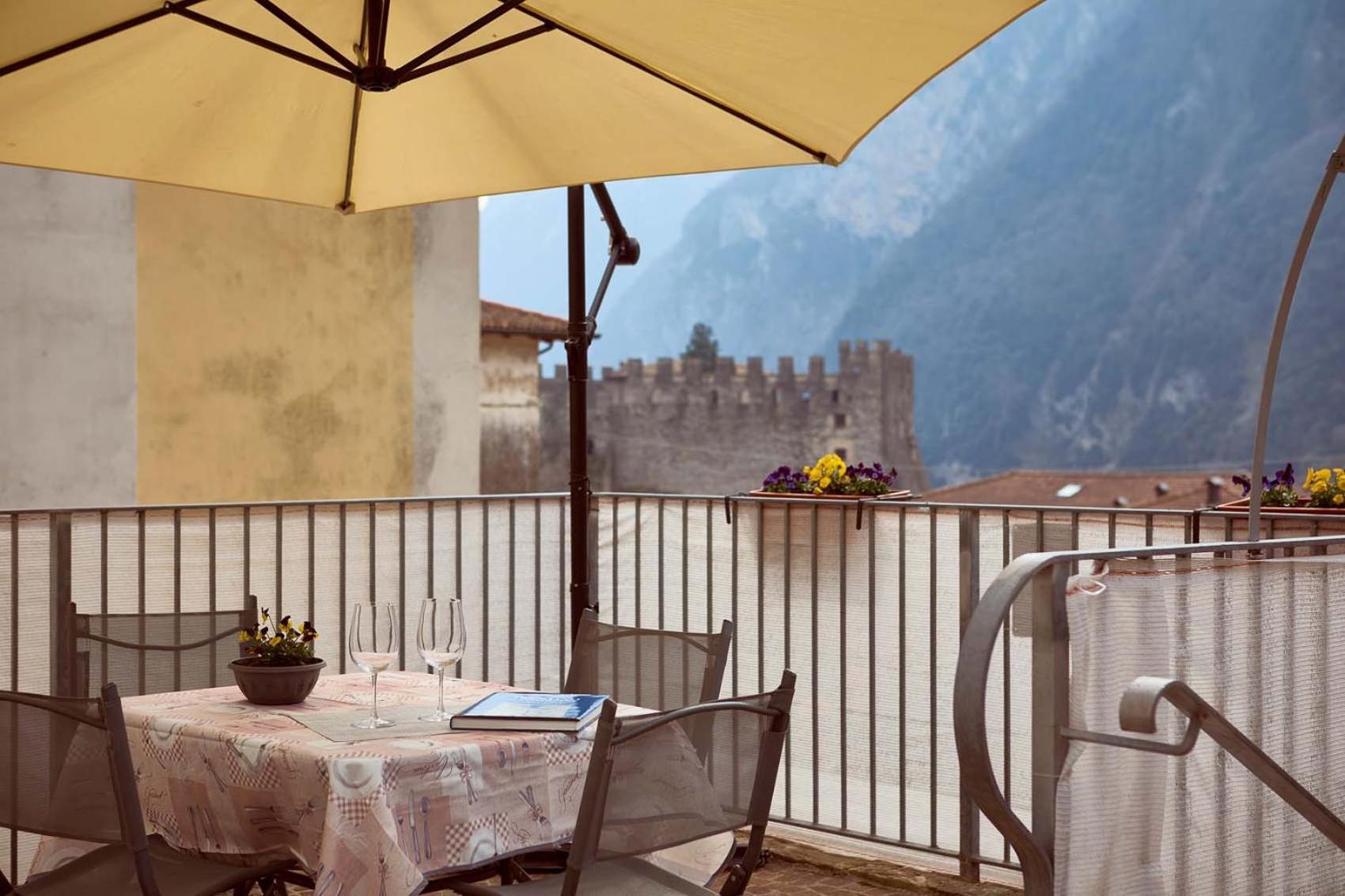 Appartamento Ania Vista Castello Tenno Eksteriør bilde