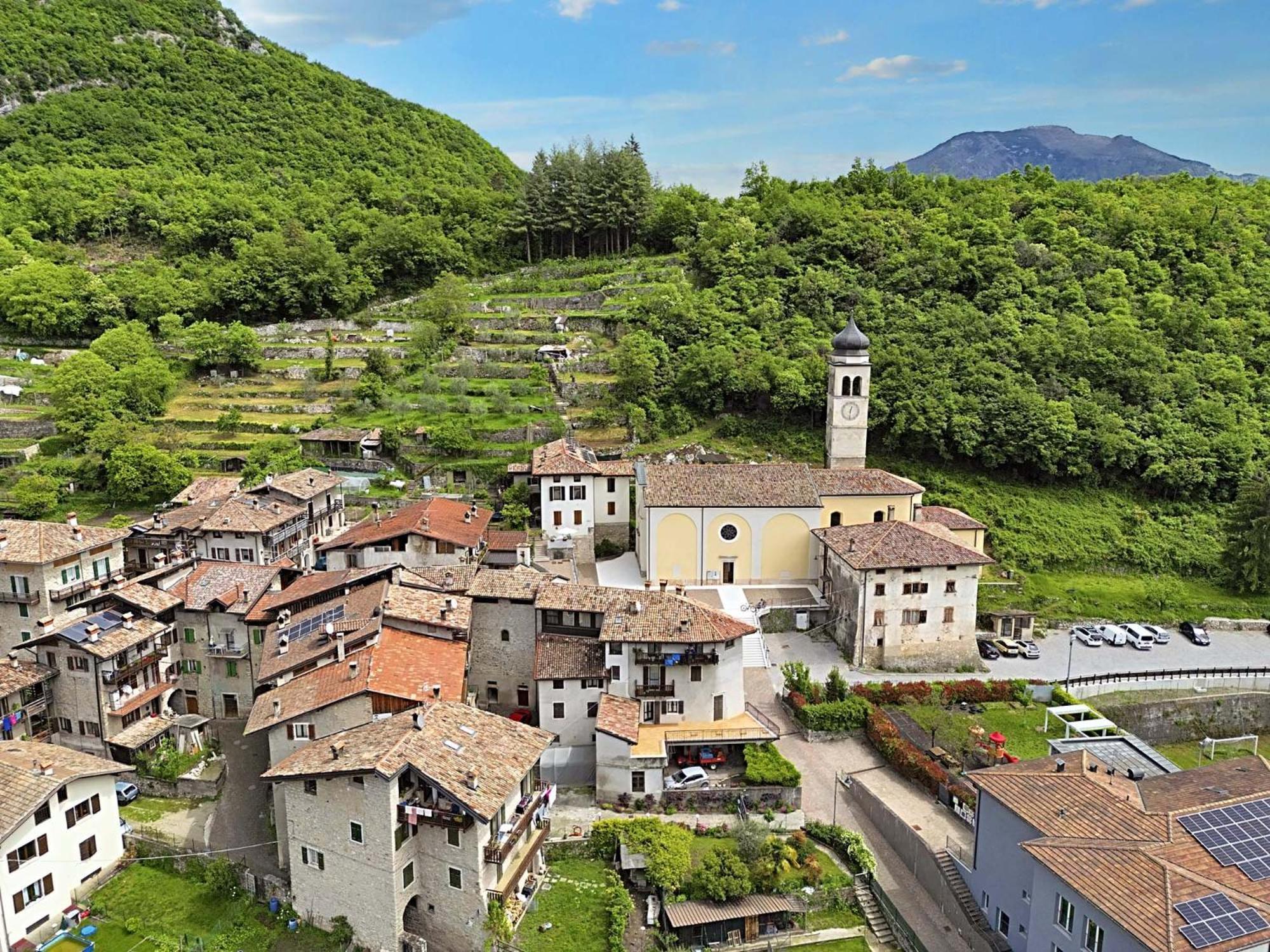 Appartamento Ania Vista Castello Tenno Eksteriør bilde